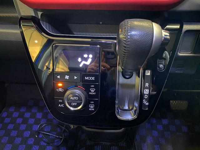 �C���p�l������