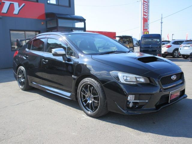 ＷＲＸ Ｓ４ ２．０ＧＴ－Ｓアイサイト　禁煙車　ダイヤトーンナビ　ＥＮＫＥＩ製１８ＡＷ　２２年製ＰＯＴＥＮＺＡタイヤ　レーダークルーズ　大型リアウイング　ＳＴＩタワーバー　ビルシュタイン足廻　ＬＥＤヘッドライト　前後フォグ　パドルシフト（11枚目）