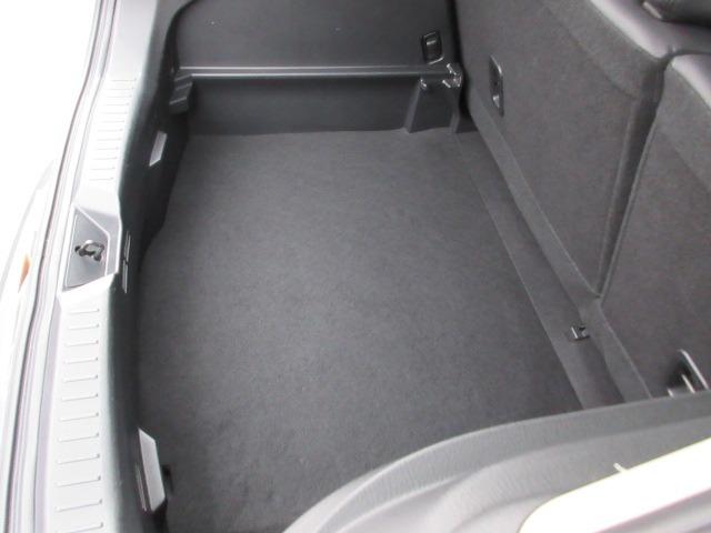 ＣＸ－３ ＸＤ　ツーリング　寒冷地仕様　禁煙　純正コネクトナビ　バックカメラ　レーダークルーズ　ＥＴＣ　前側シートヒーター　ＢＳＭ　パドルシフト　ＬＥＤヘッドライト　ドアバイザ　純正１８ＡＷ　スマートキー　アイドリングストップ（20枚目）