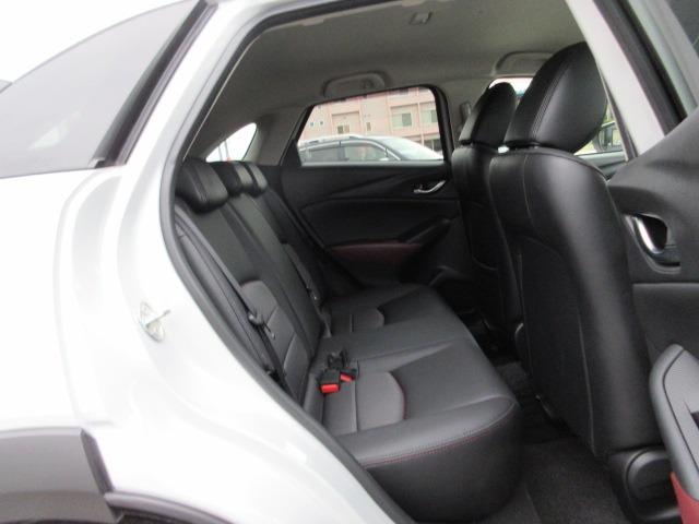 ＣＸ－３ ＸＤ　ツーリング　寒冷地仕様　禁煙　純正コネクトナビ　バックカメラ　レーダークルーズ　ＥＴＣ　前側シートヒーター　ＢＳＭ　パドルシフト　ＬＥＤヘッドライト　ドアバイザ　純正１８ＡＷ　スマートキー　アイドリングストップ（54枚目）