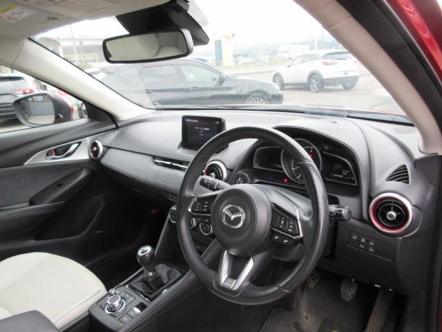 ＣＸ－３ ＸＤ　Ｌパッケージ　後期型　６速マニュアル　純正コネクトナビ　アラウンドビューモニター　Ｂカメラ　シートヒーター　レーダークルーズ　ＥＴＣ　ハンドルヒーター　専用レザーシート　ＬＥＤヘッドライト　前後フォグ　純正１８ＡＷ（18枚目）