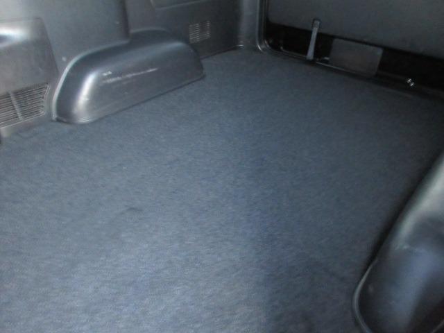 ハイエースバン スーパーGL ダークプライム 1オーナー 4WD 寒冷地仕様 社外ナビ Bカメラ 両側パワースライド モデリスタエアロ 社外エアロ 純正ルーフスポイラー ETC H20ホワイトレター LEDヘッドライト 前側フォグ AC100V(23枚目)