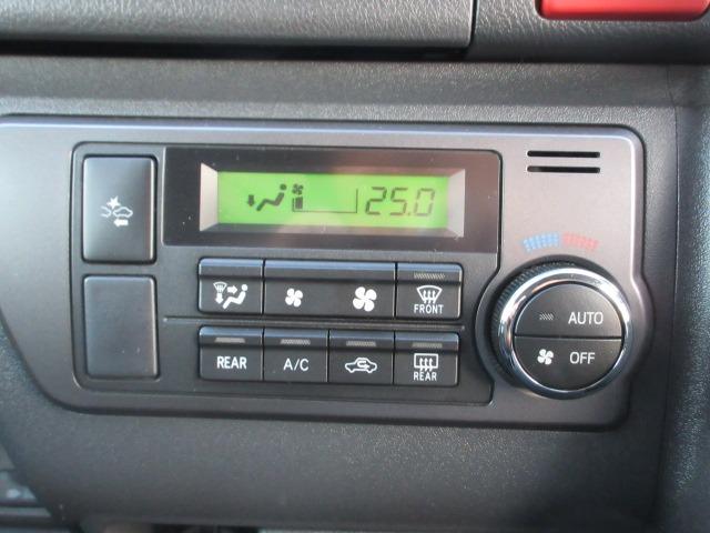 ハイエースバン スーパーGL ダークプライム 1オーナー 4WD 寒冷地仕様 社外ナビ Bカメラ 両側パワースライド モデリスタエアロ 社外エアロ 純正ルーフスポイラー ETC H20ホワイトレター LEDヘッドライト 前側フォグ AC100V(26枚目)