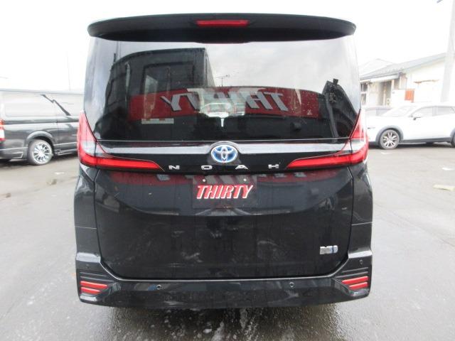 ノア ハイブリッドＳ－Ｚ　４ＷＤ　トヨタセーフティセンス　１０．５インチ大型ナビ　バックカメラ　両側パワースライド　前側シートヒーター　ＥＴＣ　レーダークルーズ　オートハイビーム　ＬＥＤヘッドライト　前側フォグ　Ｗエアコン（14枚目）