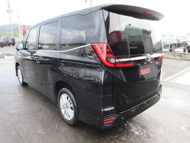 ノア ハイブリッドＳ－Ｚ　４ＷＤ　トヨタセーフティセンス　１０．５インチ大型ナビ　バックカメラ　両側パワースライド　前側シートヒーター　ＥＴＣ　レーダークルーズ　オートハイビーム　ＬＥＤヘッドライト　前側フォグ　Ｗエアコン（15枚目）