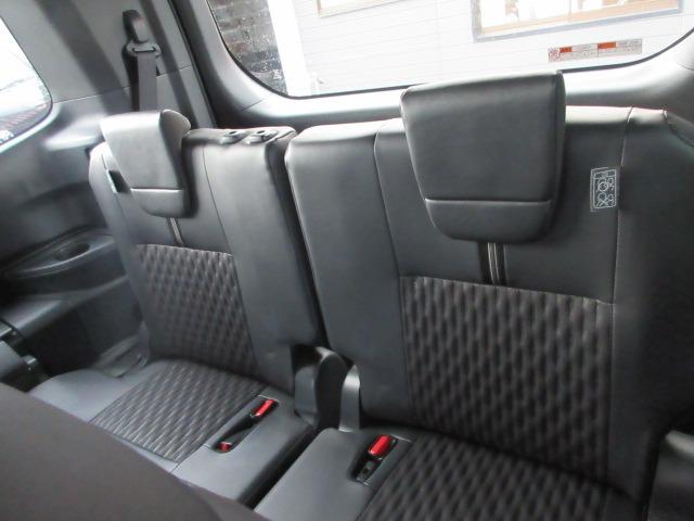 ノア ハイブリッドＳ－Ｚ　４ＷＤ　トヨタセーフティセンス　１０．５インチ大型ナビ　バックカメラ　両側パワースライド　前側シートヒーター　ＥＴＣ　レーダークルーズ　オートハイビーム　ＬＥＤヘッドライト　前側フォグ　Ｗエアコン（23枚目）