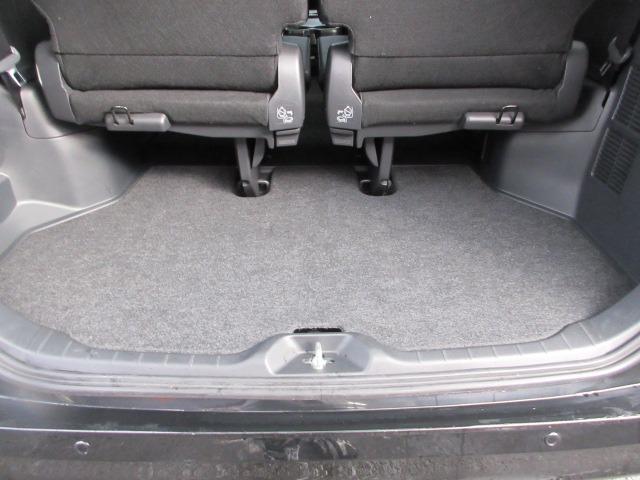 ノア ハイブリッドＳ－Ｚ　４ＷＤ　トヨタセーフティセンス　１０．５インチ大型ナビ　バックカメラ　両側パワースライド　前側シートヒーター　ＥＴＣ　レーダークルーズ　オートハイビーム　ＬＥＤヘッドライト　前側フォグ　Ｗエアコン（57枚目）