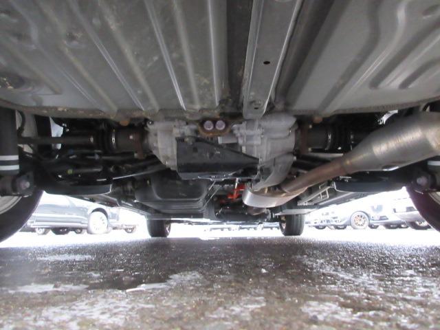 ノア ハイブリッドＳ－Ｚ　４ＷＤ　トヨタセーフティセンス　１０．５インチ大型ナビ　バックカメラ　両側パワースライド　前側シートヒーター　ＥＴＣ　レーダークルーズ　オートハイビーム　ＬＥＤヘッドライト　前側フォグ　Ｗエアコン（60枚目）