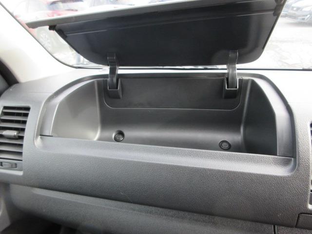 ハイエースバン ロングＤＸ　１オーナー　４ＷＤ　トヨタセーフティセンス　禁煙　純正ＳＤナビ　バックカメラ　前側ドラレコ　オートハイビーム　ＥＴＣ　純正セパレートカーテン　Ｄターボ　ドアバイザー　スマートキー　Ｂｌｕｅｔｏｏｔｈ（34枚目）