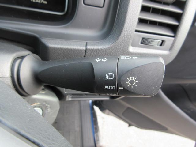 ハイエースバン ロングＤＸ　１オーナー　４ＷＤ　トヨタセーフティセンス　禁煙　純正ＳＤナビ　バックカメラ　前側ドラレコ　オートハイビーム　ＥＴＣ　純正セパレートカーテン　Ｄターボ　ドアバイザー　スマートキー　Ｂｌｕｅｔｏｏｔｈ（37枚目）