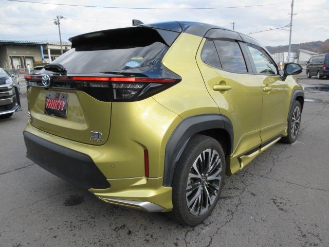 ヤリスクロス ハイブリッドＺ　１オーナー　４ＷＤ　トヨタセーフティセンス　モデリスタフルエアロ　パノラミックビュー　前後ドラレコ　レーダークルーズ　電動リアゲート　ハーフレザー　ＢＳＭ　ＥＴＣ２．０　前後フォグ　オートハイビーム（13枚目）