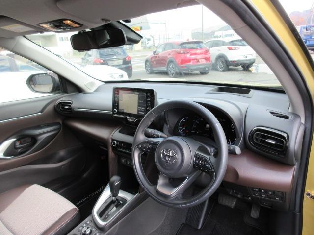 ヤリスクロス ハイブリッドＺ　１オーナー　４ＷＤ　トヨタセーフティセンス　モデリスタフルエアロ　パノラミックビュー　前後ドラレコ　レーダークルーズ　電動リアゲート　ハーフレザー　ＢＳＭ　ＥＴＣ２．０　前後フォグ　オートハイビーム（18枚目）