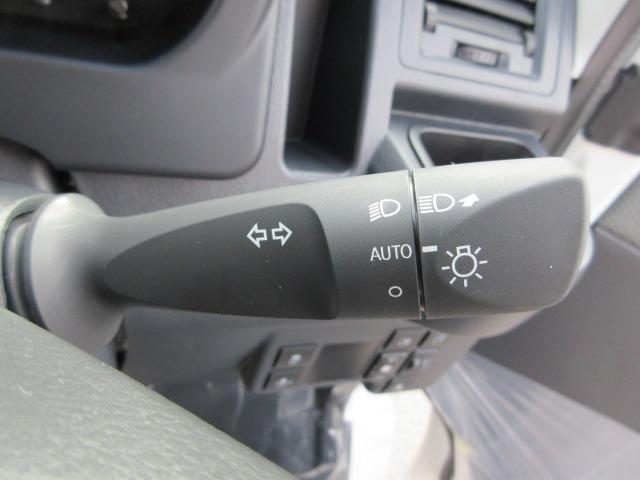 タウンエースバン GL 登録済未使用車 4WD トヨタセーフティセンス センターデフロック クリアランスソナー アイドリングストップ LEDヘッドライト スペアキー 衝突軽減ブレ 横滑り防止(36枚目)