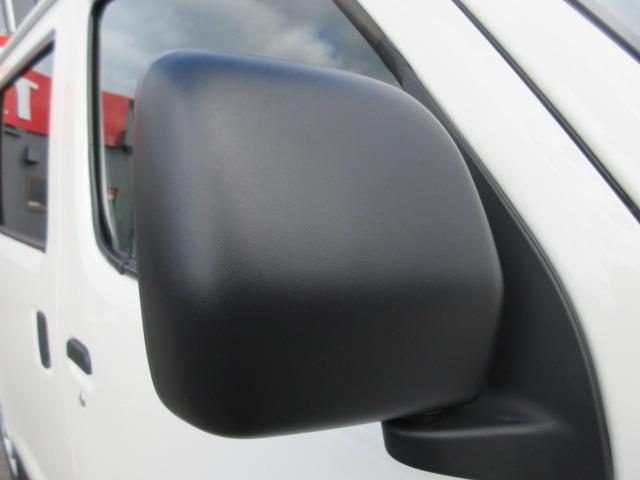 タウンエースバン GL 登録済未使用車 4WD トヨタセーフティセンス センターデフロック クリアランスソナー アイドリングストップ LEDヘッドライト スペアキー 衝突軽減ブレ 横滑り防止(40枚目)