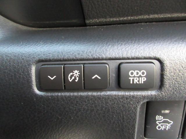 ＩＳ ＩＳ３００ｈ　ユーザー買取車　純正ナビ　Ｂカメラ　ドラレコ　クルーズコントロール　パドルシフト　シートヒーター　ハンドルヒーター　ＥＴＣ　Ｆスポーツ純正１８ＡＷ　ＬＥＤヘッドライト　前側フォグ　ハーフレザーシート（34枚目）