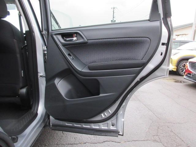 フォレスター 2.0i-L 1オーナー車 6速マニュアル アプライドD イクリプスナビ 柿本マフラー レーダークルーズ 前後シートヒーター 純正ルーフキャリア ETC LEDヘッドライト 前後フォグ 純正17AW キーレス(50枚目)