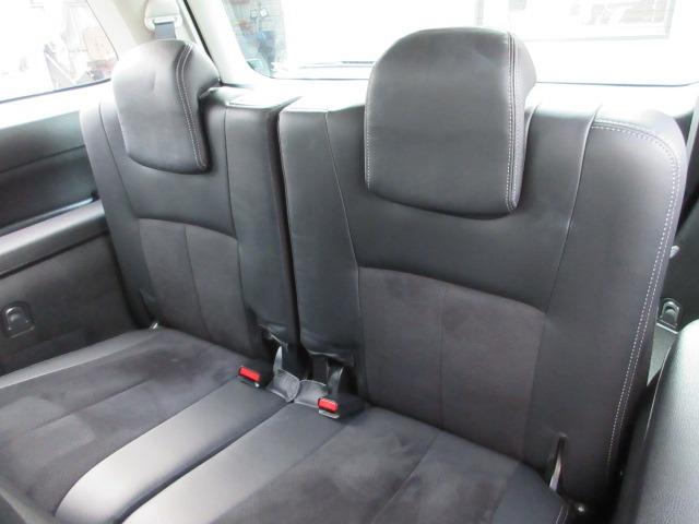 ■フルエアロや大径アルミホイール、本革シートなどの車両や、パワースライドドアやＨＩＤヘッドライト（キセノンヘッドライト）、サンルーフなどが装備された車両も多数展示しています。