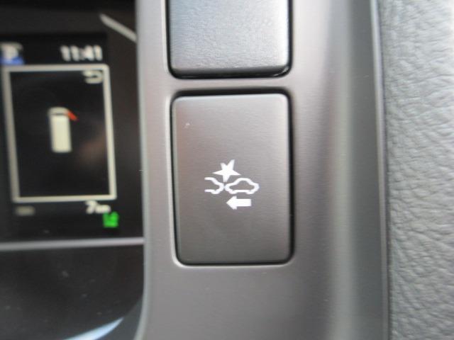 ハイエースバン ロングスーパーGL ダークプライムS 登録済未使用車 4WD 寒冷地仕様 トヨタセーフティセンス パノラミックビュー 両側パワースライド デジタルインナーミラー オートハイビーム 本革巻ステア LEDヘッドライト 前後フォグ Wエアコン(32枚目)