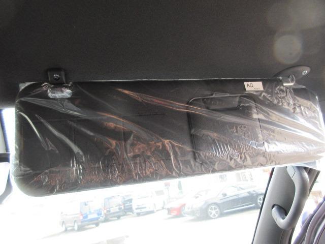 ハイエースバン ロングスーパーGL ダークプライムS 登録済未使用車 4WD 寒冷地仕様 トヨタセーフティセンス パノラミックビュー 両側パワースライド デジタルインナーミラー オートハイビーム 本革巻ステア LEDヘッドライト 前後フォグ Wエアコン(35枚目)