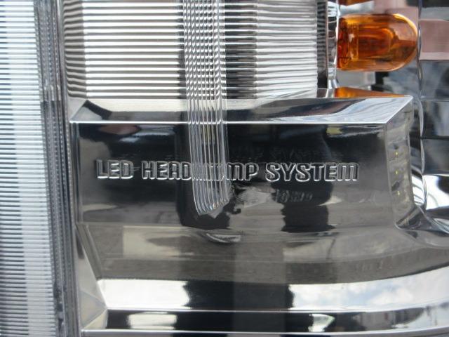 ハイエースバン ロングスーパーGL ダークプライムS 登録済未使用車 4WD 寒冷地仕様 トヨタセーフティセンス パノラミックビュー 両側パワースライド デジタルインナーミラー オートハイビーム 本革巻ステア LEDヘッドライト 前後フォグ Wエアコン(46枚目)