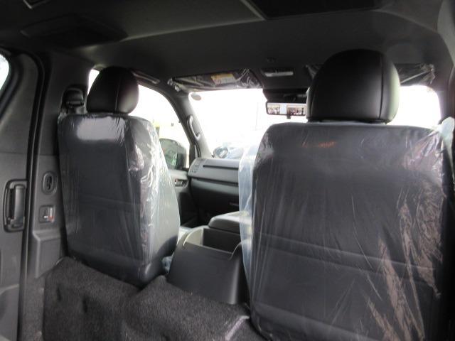 ハイエースバン ロングスーパーGL ダークプライムS 登録済未使用車 4WD 寒冷地仕様 トヨタセーフティセンス パノラミックビュー 両側パワースライド デジタルインナーミラー オートハイビーム 本革巻ステア LEDヘッドライト 前後フォグ Wエアコン(54枚目)