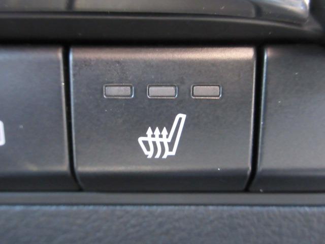 MAZDA3ファストバック XDバーガンディ セレクション 4WD アイアクティブセンス 純正コネクトナビ アラウンドビューモニター BOSEサウンドシステム コムテック製ドラレコ ETC レーダークルーズ 専用革シート パドルシフト LEDヘッドライト(8枚目)