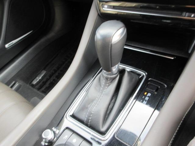 MAZDA6ワゴン XD Lパッケージ 後期型 寒冷地仕様 BOSEサウンド 純正8インチナビ バックカメラ レーダークルーズ シートエアコン パドルシフト 純正エンスタ ETC ハーフレザー LEDヘッドライト バックフォグ ドアバイザ(30枚目)