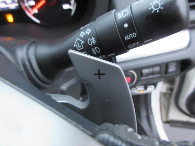 フォレスター ２．０ＸＴ　アイサイト　寒冷地仕様　４ＷＤ　電動サンルーフ　カロッツェリアナビ　レーダークルーズ　電動リアゲート　パドルシフト　純正ルーフレール　ＥＴＣ　バックカメラ　純正前後エアロ　前後フォグ　ＬＥＤデイライト　ドアバイザ（7枚目）