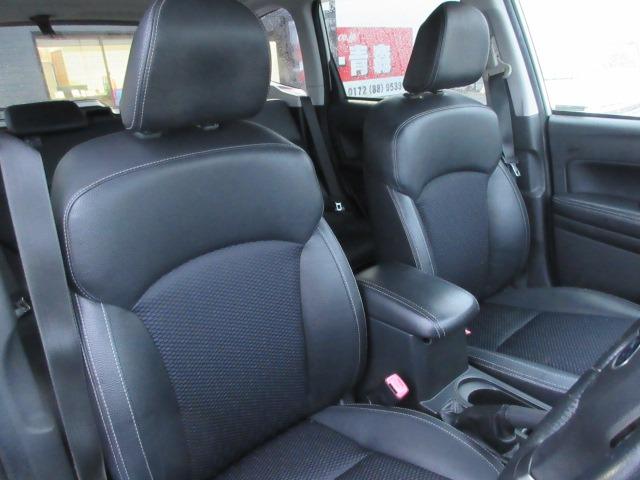 フォレスター ２．０ＸＴ　アイサイト　寒冷地仕様　４ＷＤ　電動サンルーフ　カロッツェリアナビ　レーダークルーズ　電動リアゲート　パドルシフト　純正ルーフレール　ＥＴＣ　バックカメラ　純正前後エアロ　前後フォグ　ＬＥＤデイライト　ドアバイザ（56枚目）