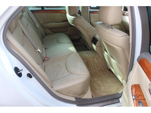 セルシオ Ｃ仕様　ハーフエアロ・新品サスコン・サンルーフ・本革・カールソン２０インチ（44枚目）