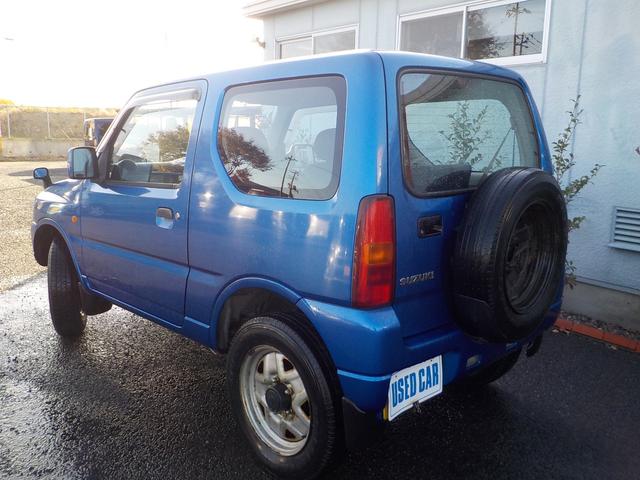 ジムニー XG 4WDターボ Wエアバック ABS キーレス 社外ナビ 地デジ DVD視聴可 CD(5枚目)