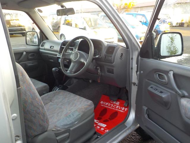 ジムニー ＸＣ　４ＷＤターボ　社外ＣＤデッキ　社外アルミホイール　スタッドレスタイヤ装着済み（9枚目）