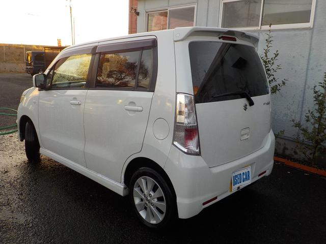 ワゴンRスティングレー X 4WD Wエアバック ABS 運転席シートヒーター スマートキー ディスチャージヘッドランプ 社外ナビ 地デジ DVD視聴可 ミュージックサーバー ブルートゥース 純正アルミホイール(5枚目)