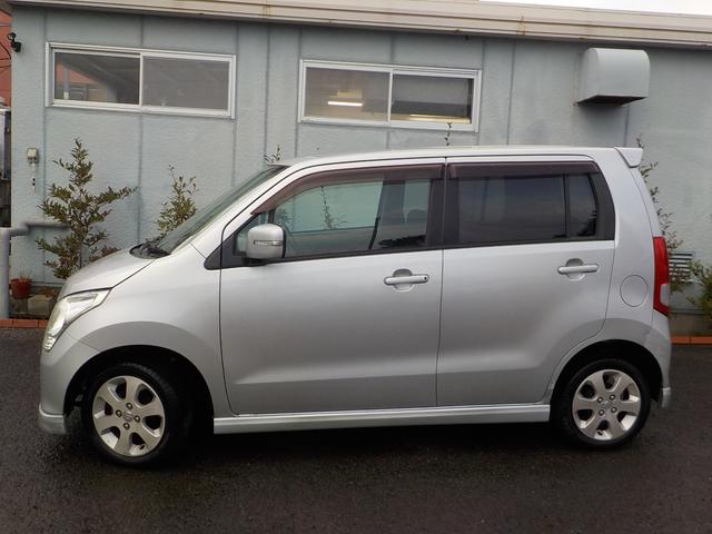 ワゴンＲ ＦＸリミテッドＩＩ　Ｗエアバック　ＡＢＳ　ＥＴＣ　ＣＤデッキ　スマートキー　純正アルミホイール（4枚目）