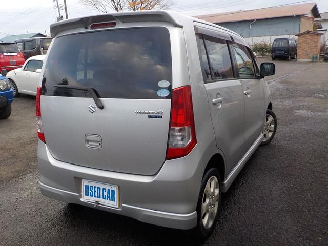 ワゴンＲ ＦＸリミテッドＩＩ　Ｗエアバック　ＡＢＳ　ＥＴＣ　ＣＤデッキ　スマートキー　純正アルミホイール（7枚目）