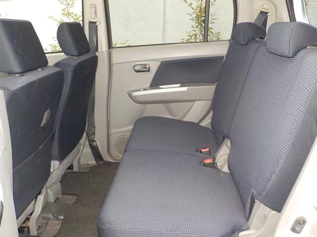 ワゴンＲ ＦＸリミテッドＩＩ　Ｗエアバック　ＡＢＳ　ＥＴＣ　ＣＤデッキ　スマートキー　純正アルミホイール（11枚目）