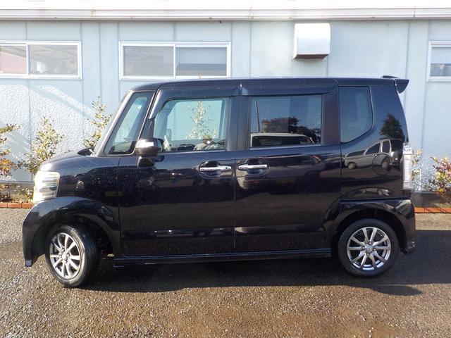 Ｎ－ＢＯＸカスタム Ｇ・Ｌパッケージ　両側スライドドア　左側電動スライドドア　Ｗエアバック　ＡＢＳ　横滑り防止装置　スマートキー　プッシュスタート　アイドリングストップ　純正リモコンエンジンスターター　ＣＤデッキ　社外アルミホイール（4枚目）