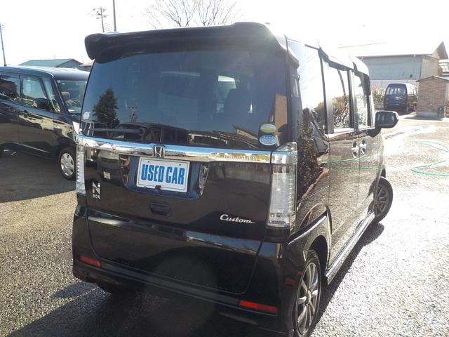 Ｎ－ＢＯＸカスタム Ｇ・Ｌパッケージ　両側スライドドア　左側電動スライドドア　Ｗエアバック　ＡＢＳ　横滑り防止装置　スマートキー　プッシュスタート　アイドリングストップ　純正リモコンエンジンスターター　ＣＤデッキ　社外アルミホイール（7枚目）