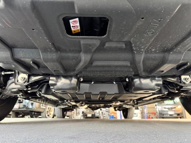 キッズスペースも御座います。弊社スタッフがお世話させて頂きます。お子様連れのお客様もゆっくりと安心してご覧頂けます！