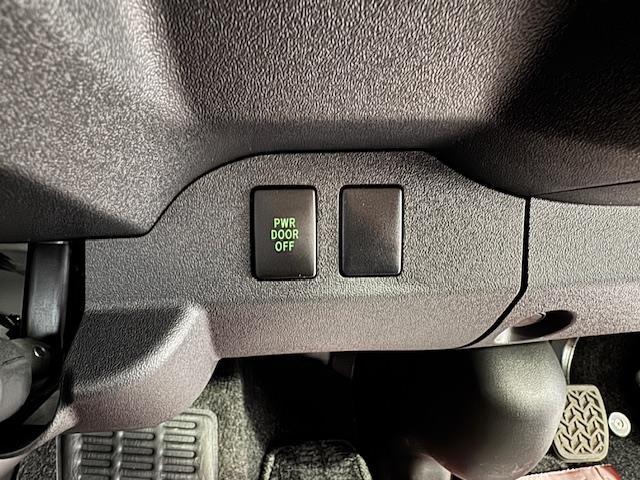 ハイエースワゴン GL 純正ナビ 全方位カメラ 社外15AW 前後ドライブレコーダー ドアバイザー ミラーヒーター(25枚目)