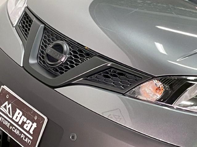 ＮＶ２００バネットバン ＤＸ　１４ＡＷ　デザートテックＬＣ－８　マキシス　バックショット　Ｂｒａｔオリジナルリフトアップキット　ボンネットエンブレム　Ｖモーショングリル　グリルエンブレム　寒冷地仕様　スマートキー　電格ミラー（32枚目）