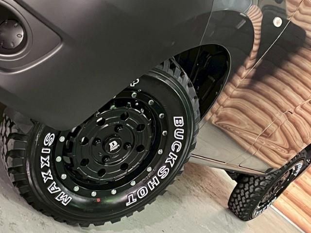 ＮＶ２００バネットバン ＤＸ　１４ＡＷ　デザートテックＬＣ－８　マキシス　バックショット　Ｂｒａｔオリジナルリフトアップキット　ボンネットエンブレム　Ｖモーショングリル　グリルエンブレム　寒冷地仕様　スマートキー　電格ミラー（37枚目）