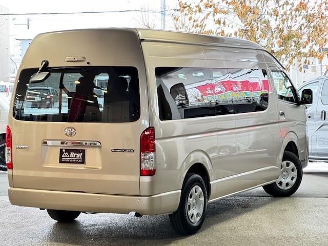 ハイエースワゴン グランドキャビン 4WD トヨタセーフティセンス スマートキー デジタルインナーミラー LEDヘッドライト 片側パワースライドドア(2枚目)