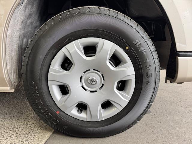 ハイエースワゴン グランドキャビン 4WD トヨタセーフティセンス スマートキー デジタルインナーミラー LEDヘッドライト 片側パワースライドドア(15枚目)