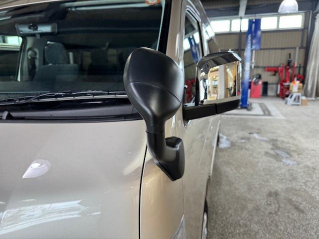 ハイエースワゴン グランドキャビン 4WD トヨタセーフティセンス スマートキー デジタルインナーミラー LEDヘッドライト 片側パワースライドドア(19枚目)