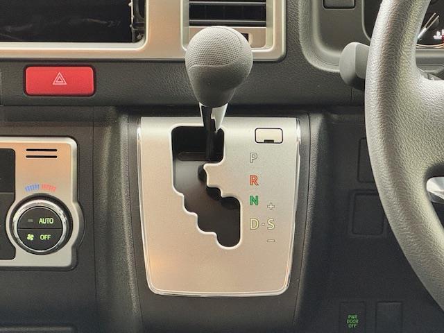 ハイエースワゴン グランドキャビン 4WD トヨタセーフティセンス スマートキー デジタルインナーミラー LEDヘッドライト 片側パワースライドドア(25枚目)