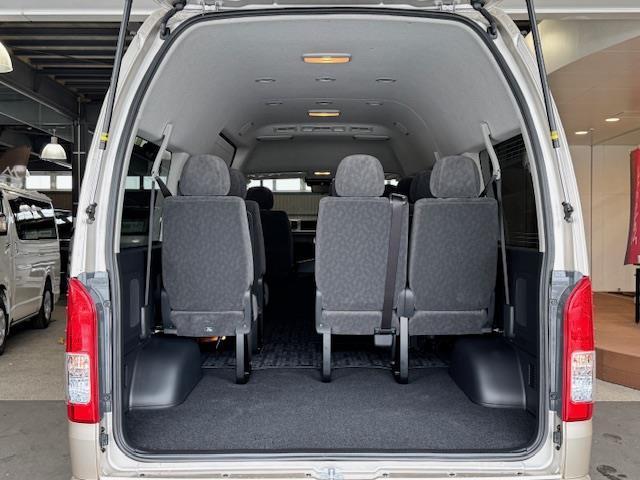 ハイエースワゴン グランドキャビン 4WD トヨタセーフティセンス スマートキー デジタルインナーミラー LEDヘッドライト 片側パワースライドドア(50枚目)