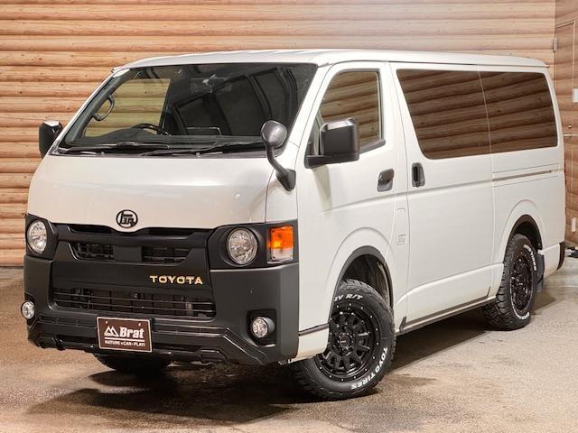 ハイエースバン スーパーＧＬ　ダーク　プライムＩＩ　１６インチＡＷ　エセックス　ＥＸ－１６　トーヨー　オープンカントリーＲ／Ｔ　ユーアイビークル　コンフォートショックアブソーバー　モーションコントロールビーム　ルーフスポイラー　ベッドキット（32枚目）