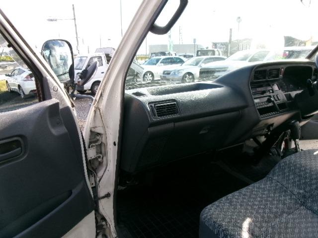 ハイエースバン ロングDX 4WD 3.0D 5Lエンジン Wエアコン リヤヒーター(46枚目)