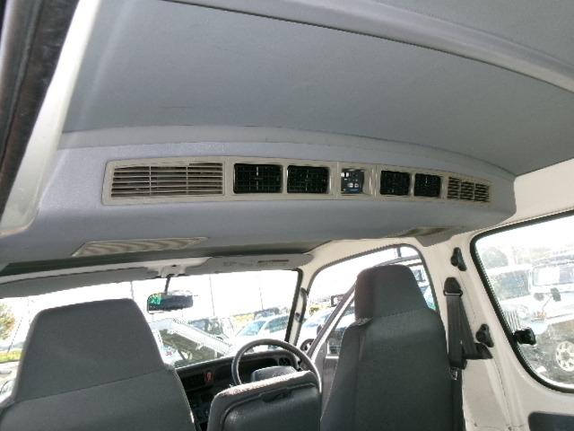 ハイエースバン ロングDX 4WD 3.0D 5Lエンジン Wエアコン リヤヒーター(48枚目)